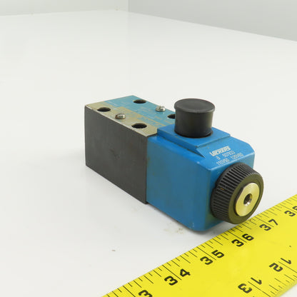 Vickers DG4V-3-OA-M-U-B6-60 4/2 Hydraulic Directional Control Valve 120V Coil