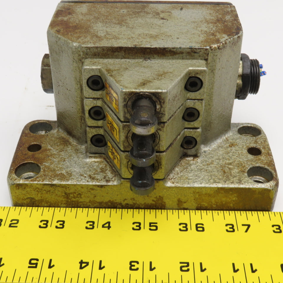Yamatake Honeywell LDZ-5312 250V AC/DC Multiple Limit Switch 3 Position