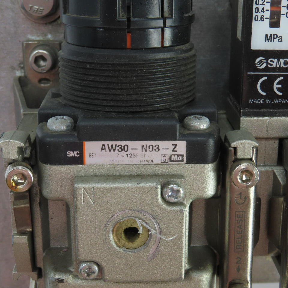 SMC AW30-N03-Z NAV3000-N03-5DZ Pneumatic Soft Start Valve W/Filter 24VDC