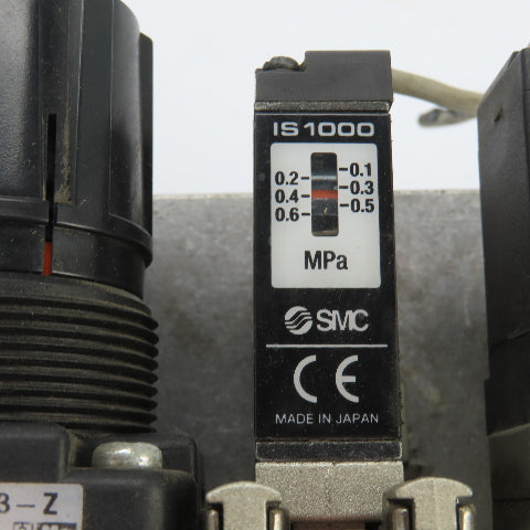 SMC AW30-N03-Z NAV3000-N03-5DZ Pneumatic Soft Start Valve W/Filter 24VDC