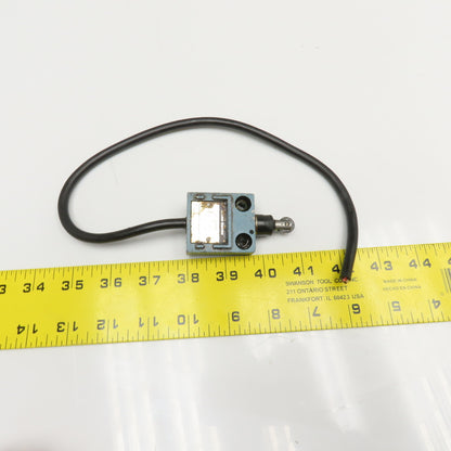 Yamatake Honeywell 14CE8-1J 3A 250VAC Micro Limit Switch