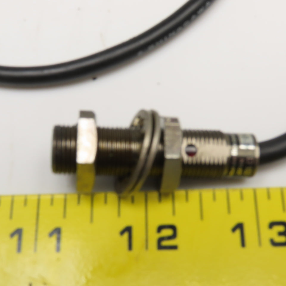 Yamatake Honeywell FL1-2D6-E3 Proximity Switch 10-40VDC 30" Cable