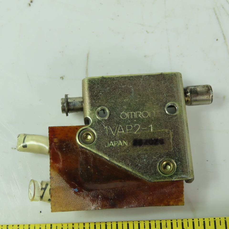 Omron 1VAP2-1 Plunger Door Limit Switch 250V 15A
