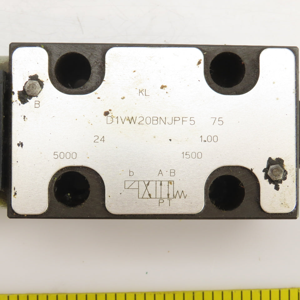 Parker D1VW20BNJPF5 Hydraulic Directional Control Valve 24VDC Coil