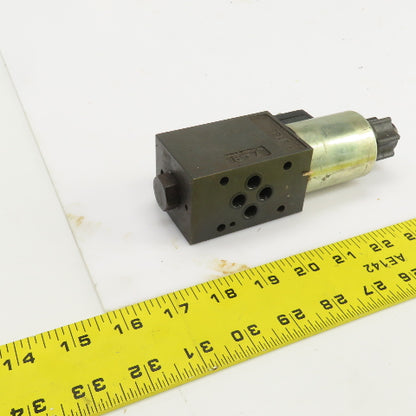 Parker D1VW20BNJPF5 Hydraulic Directional Control Valve 24VDC Coil