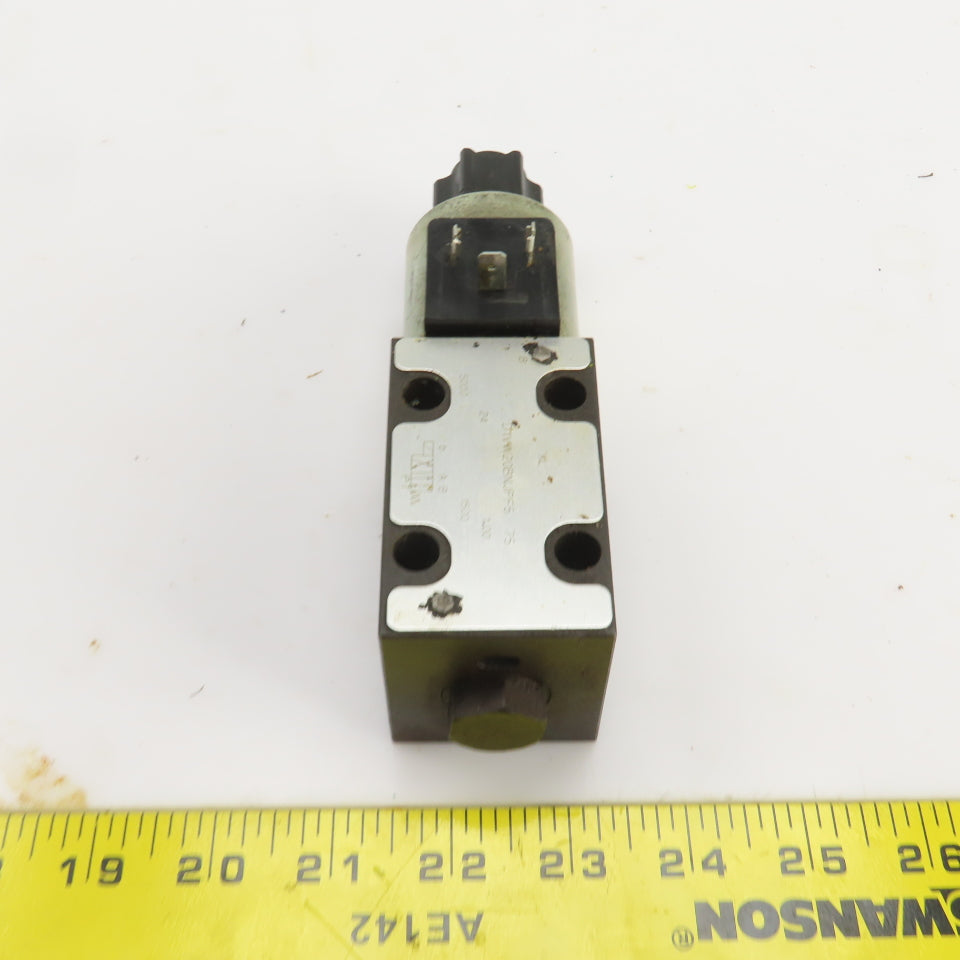 Parker D1VW20BNJPF5 Hydraulic Directional Control Valve 24VDC Coil
