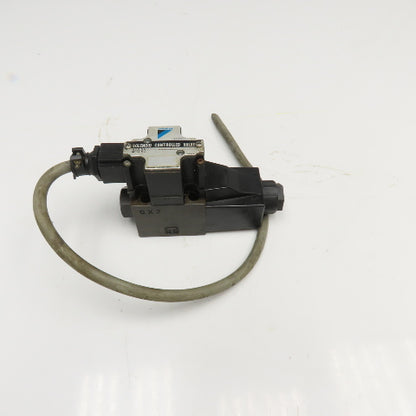 Daikin KSO-G02-2BA-10-N 4/3 Position Closed Center Hydraulic Valve 100V Coil