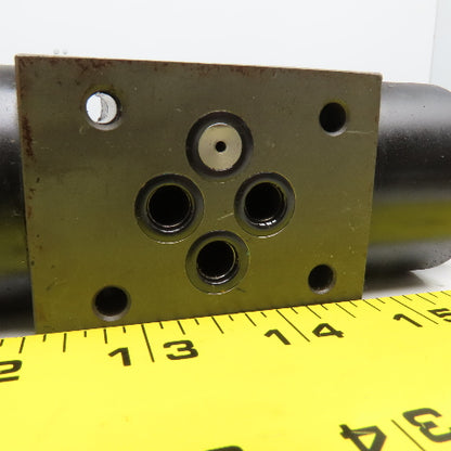 Daikin LS-G02-2CA-10-N 4/3 Position Closed Center Hydraulic Valve 100V Coil