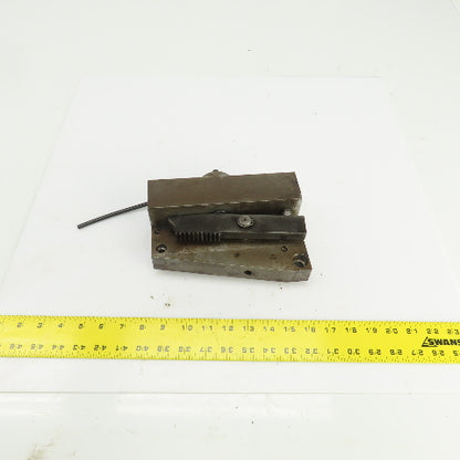 Pneumatic Single Serrated Jaw Clamping Device 2-1/4" x 1/2" Jaw