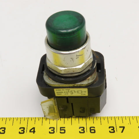 Allen Bradley 800T-PT16 600V Illuminated Push Button Switch Green 120V Lamp