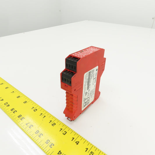 Allen Bradley 440R-N23132 MSR127TP Ser C Guard Master 2 Channel Safety Relay 24V