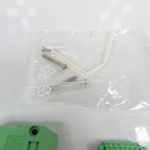 Phoenix Contact SACB-6/3-L-C-M8 Sensor Actuator Box