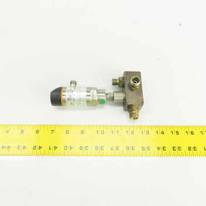 IFM PN2222 Pressure Sensor 20-30VVDC 300 BAR 4350PSI W/Valve Block