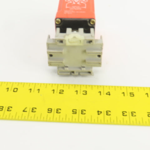 NCC T3K-3600-461 Solid State Timer 36-3600 SEC 120VAC Input W/Base