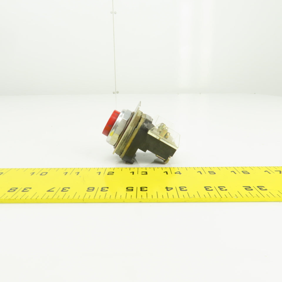 Allen Bradley 800T-B Red Momentary Contact Push Button 600V