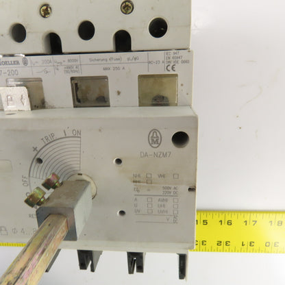Moeller P7-200 DA-NZM7 200A Safety Disconnect Switch Panel Operator 500V