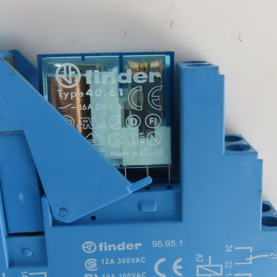 Finder 40.61 24V DC Relay W/Base 95.95.1 300V AC Lot Of 3