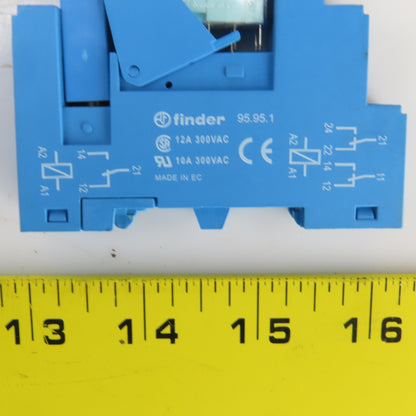 Finder 40.61 24V DC Relay W/Base 95.95.1 300V AC Lot Of 3