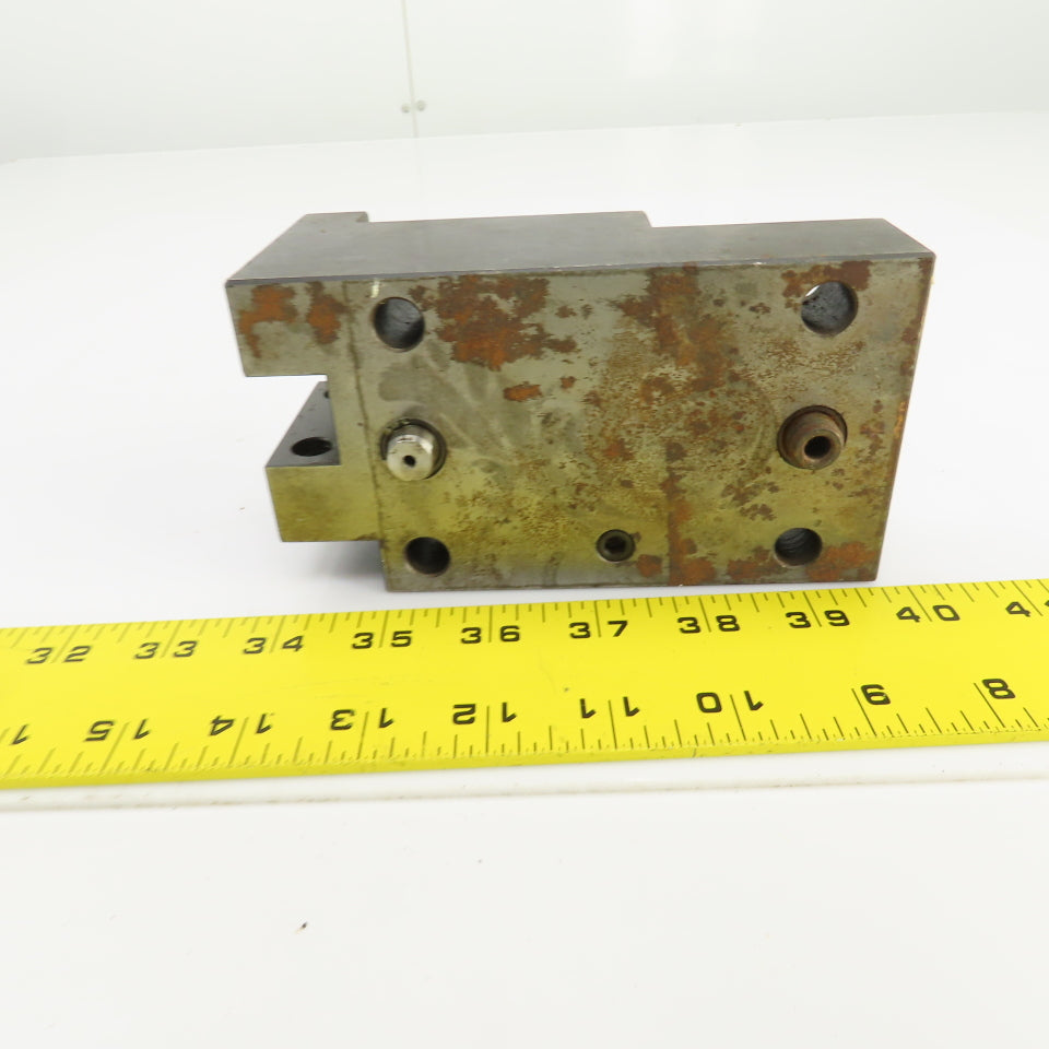 Bolt Down Coolant Fed CNC Lathe Turret Tool Holder 22mm Shank 125mm x 82mm Base
