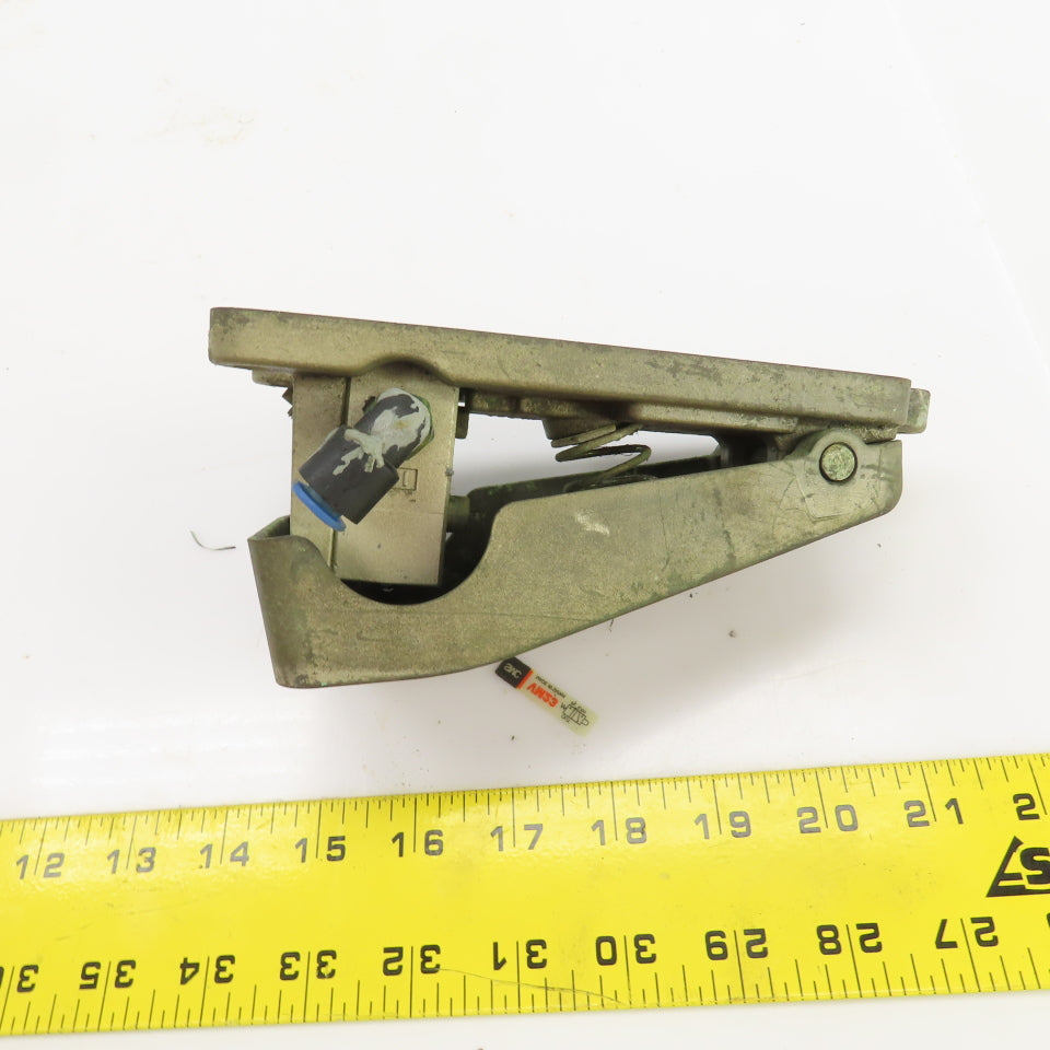 SMC VM2 Pneumatic Air Foot Pedal Operator Switch