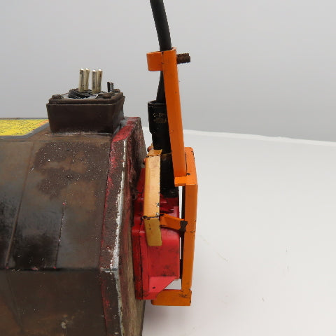 Fanuc A06B-0246-B100 C22/2000i 3.0Kw 2000RPM 234V 133Hz AC Servo Motor