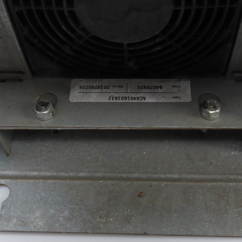ABB ACH401601632 10CE0000 20HP AC Drive W/Bypass 380-480V 3PH In 0-480V 30A Out