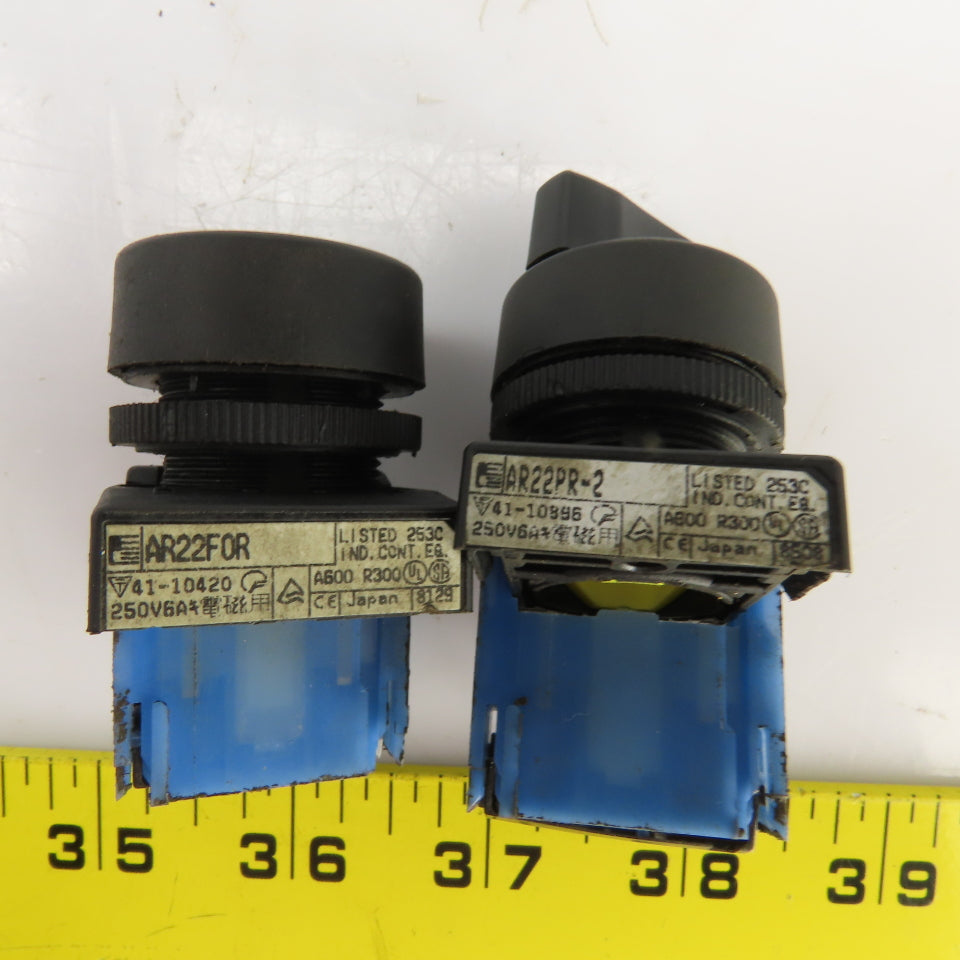 Fuji AR22PR-2 2 Position Switch & Green Momentary Contact Push Button 250V Lot/2