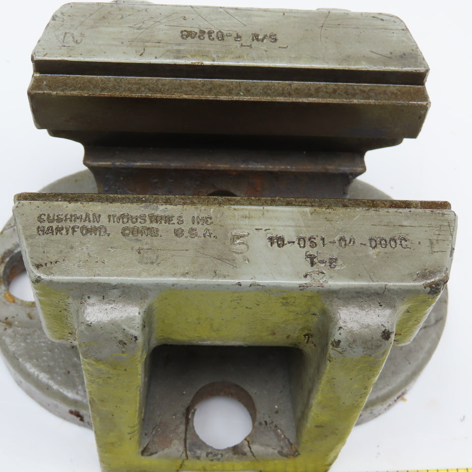 Cushman 10-061-04-000C 4" Faceplate Jaw Holders Damaged AS/IS Lot Of 2