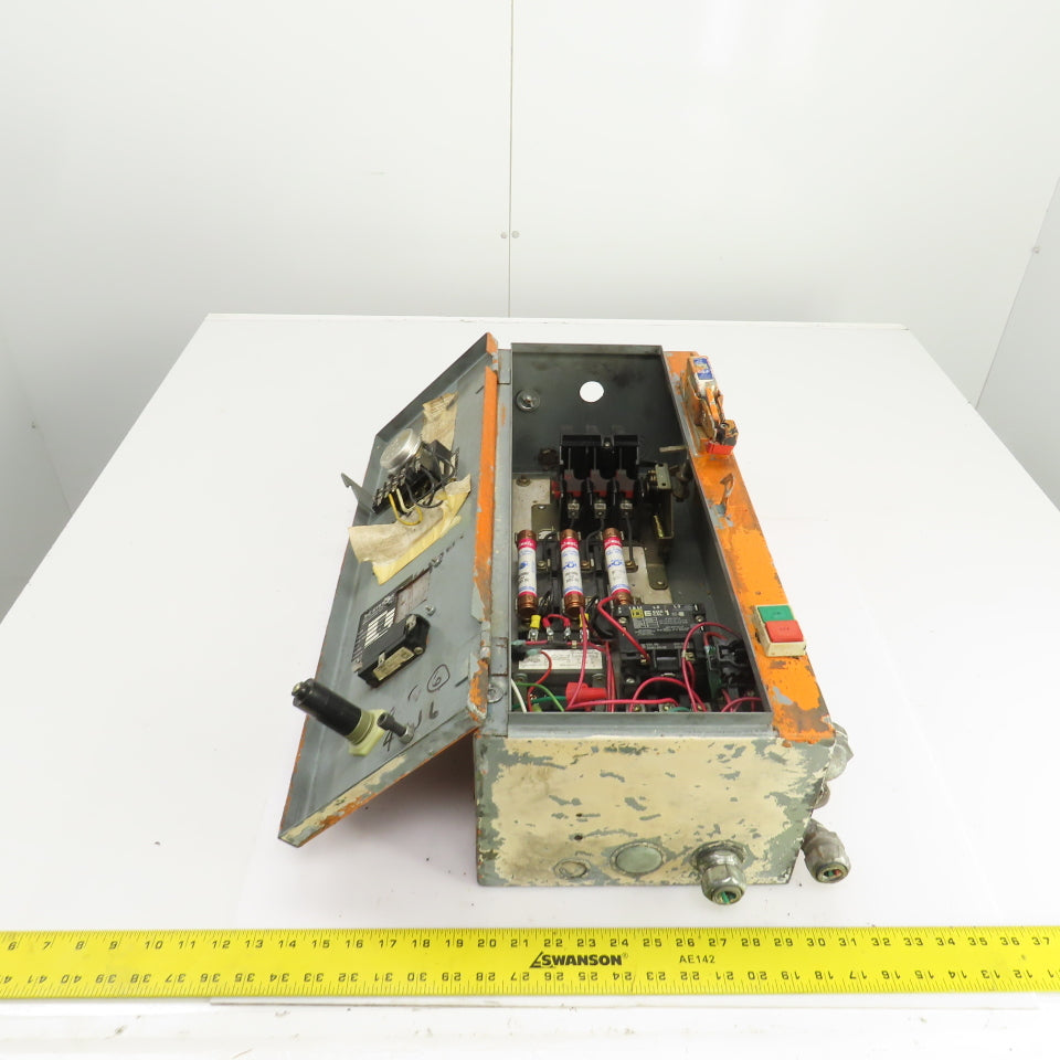 Square D Size 1 30A Motor Starter 7-1/2-10HP 600V 120V Coil W/Disconnect