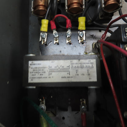 Square D Size 1 30A Motor Starter 7-1/2-10HP 600V 120V Coil W/Disconnect