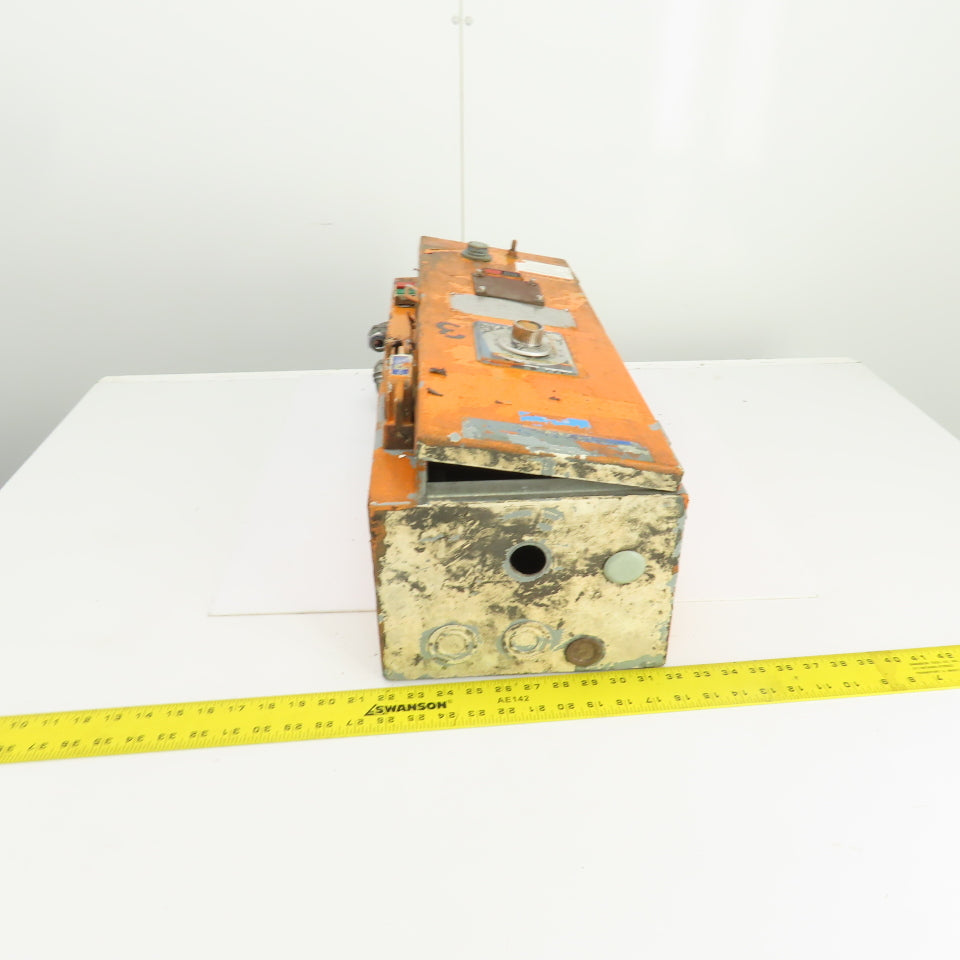 Square D Size 1 30A Motor Starter 7-1/2-10HP 600V 120V Coil W/Disconnect