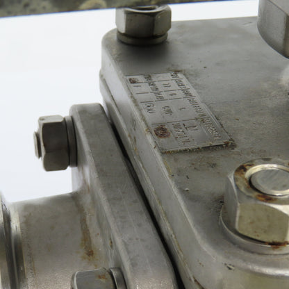 Sharpe Pneumatic Valve Actuator W/Sharpe 4 Way Stainless Steel Valve