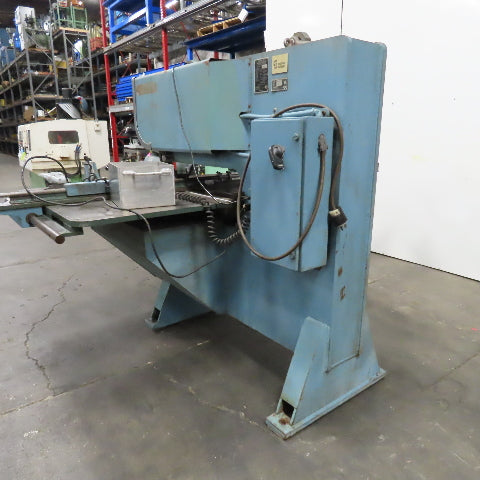Strippit Super 30/30 30 Ton Semi Automatic Single Station Punch 208/480V 3Ph