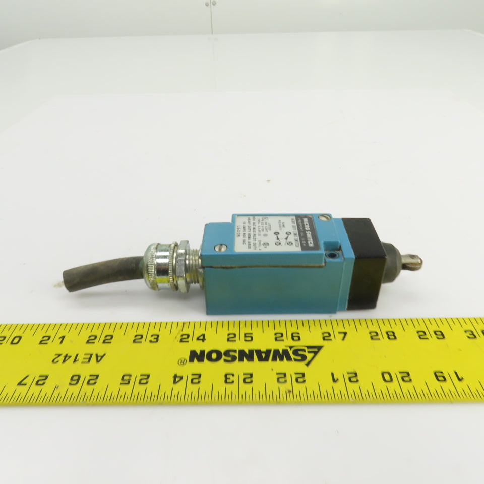 Micro Switch LSD3K Heavy Duty Roller Plunger Limit Switch 600VAC 10A Encl. 4