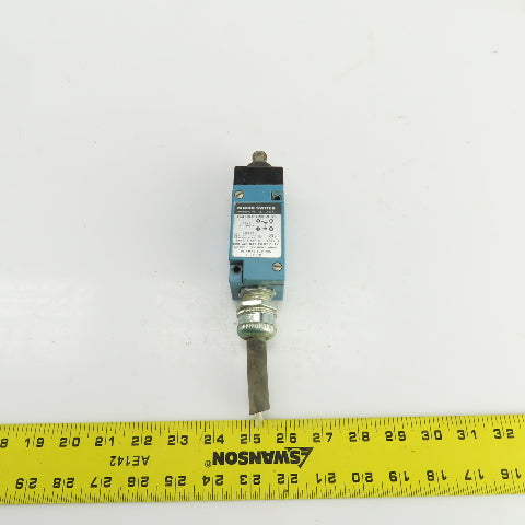 Micro Switch LSD3K Heavy Duty Roller Plunger Limit Switch 600VAC 10A Encl. 4
