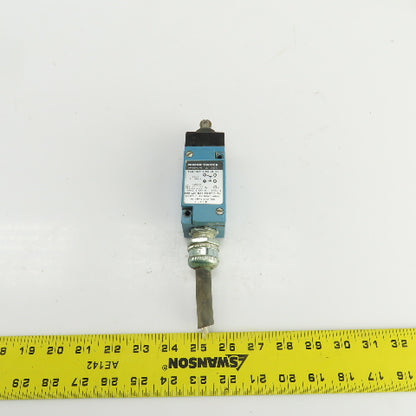 Micro Switch LSD3K Heavy Duty Roller Plunger Limit Switch 600VAC 10A Encl. 4