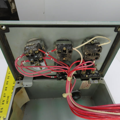 Telemecanique Operator Control Panel Electrical Enclosure W/Switches 380VAC