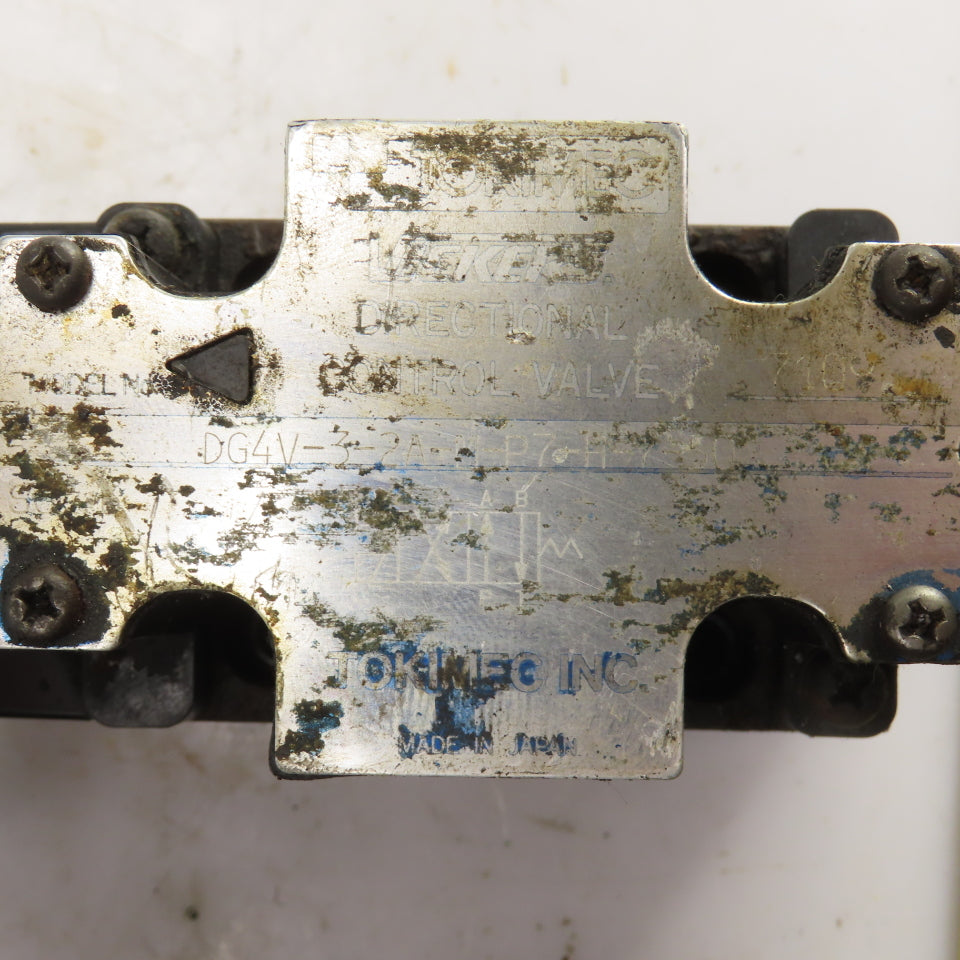 Vickers DG4V-3-2A-M-P7-H-7-50 Hydraulic Directional Control Valve 24VDC Lot of 2
