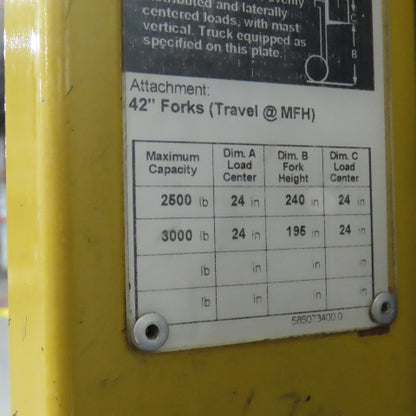 2000 Yale 0S030 3000 Lbs Capacity Order Picker Stand Up Electric Forklift 24V