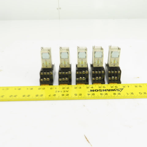 Omron G2A-432A 24VDC Relay W/Base 01X4YT Lot Of 5