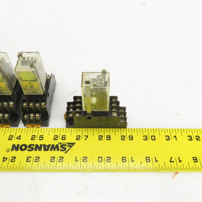 Omron G2A-432A 24VDC Relay W/Base 01X4YT Lot Of 5
