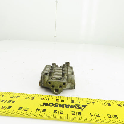 8 Port Dual Output Piston Lubricator Manifold