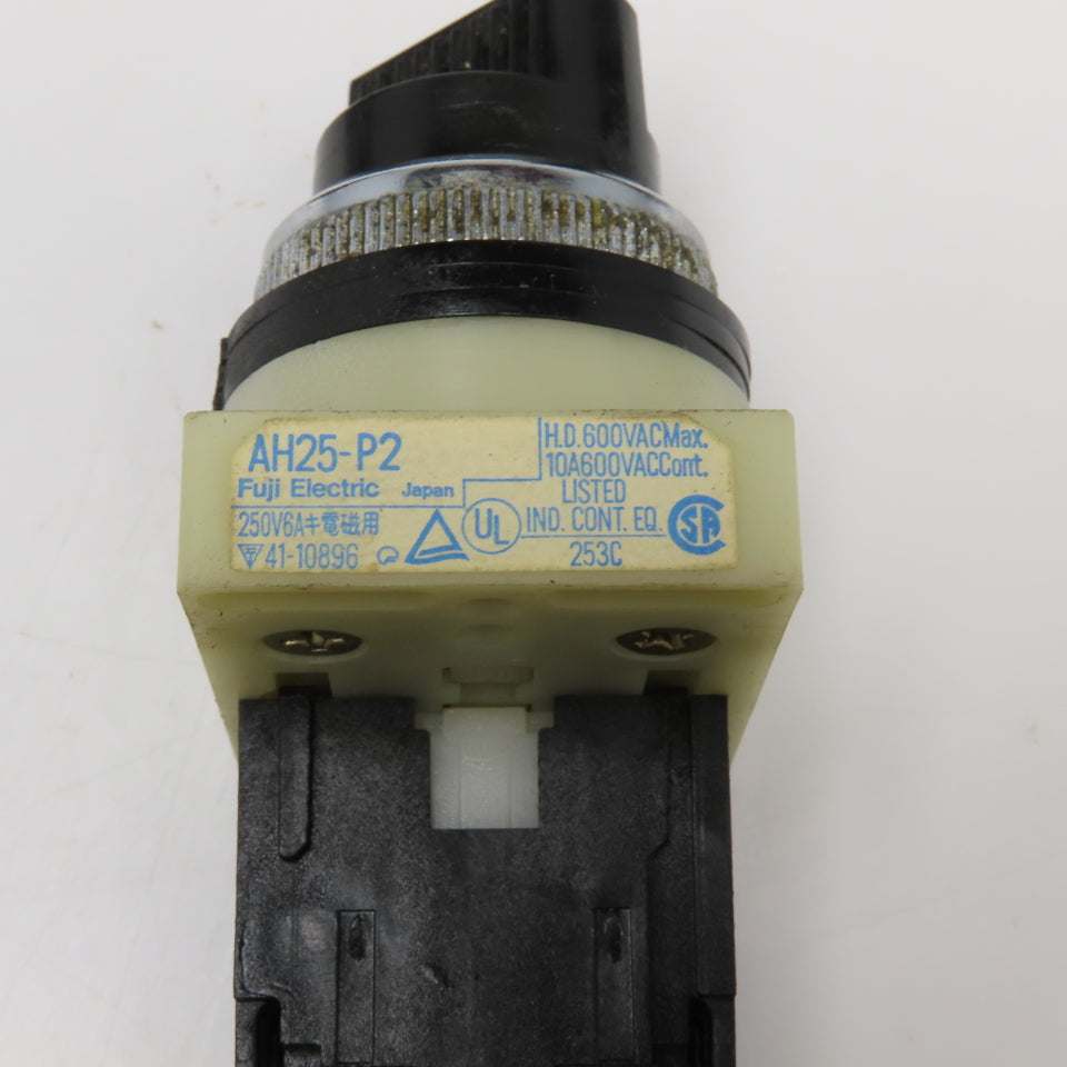Fuji AH25-P2 600VAC 2 Position Selector Switch Lot of 4