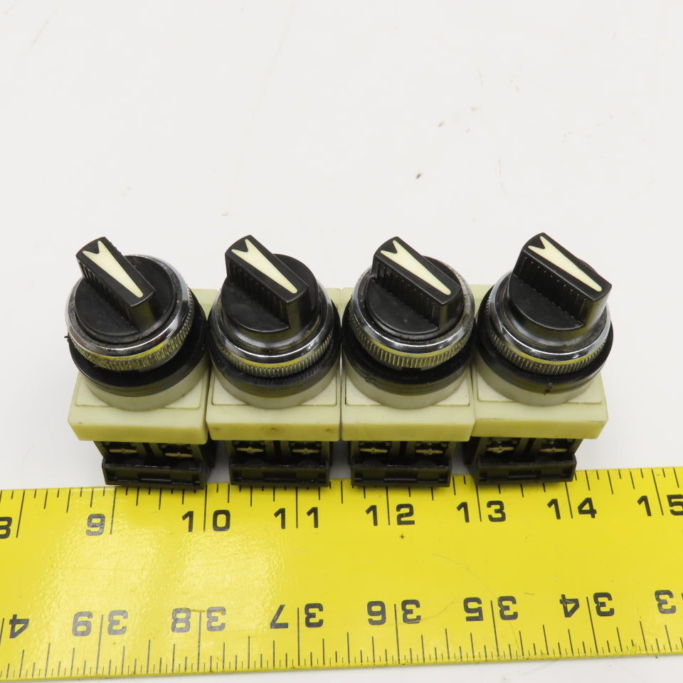 Fuji AH25-P2 600VAC 2 Position Selector Switch Lot of 4