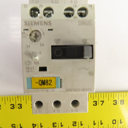 Siemens 3RV1011-1EA10 Motor Starter Circuit Breaker Protector 600V 2.8-4A Trip