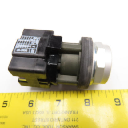 Eaton HT8 250V Illuminated Push Button Pull Release Switch E-Stop 30mm