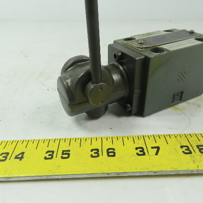 Rexroth 4WMM6J52/F 466583/2 Hydraulic Manual Control Distribution Valve 3 Pos.