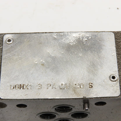 Vickers DGMX1-3-PA-AW-20-S Hydraulic Sandwich Valve