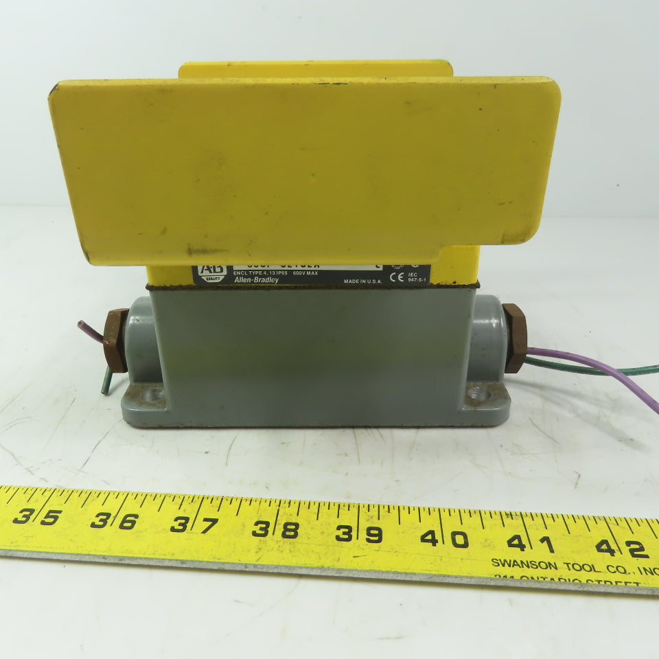 Allen Bradley 800P-S2YG2A Ser. E Palm-Operated Push Button W/ Guard & Enclosure