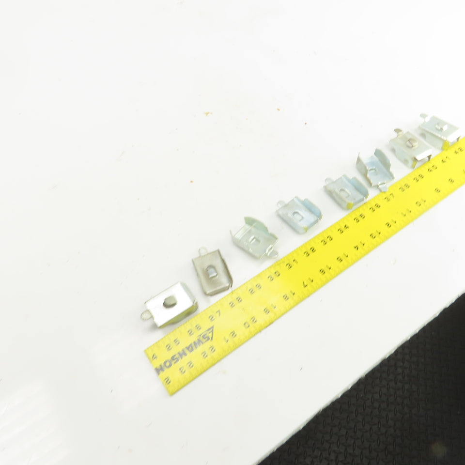 Global Industrial Style Extra Shelf Clips Lot Of 8